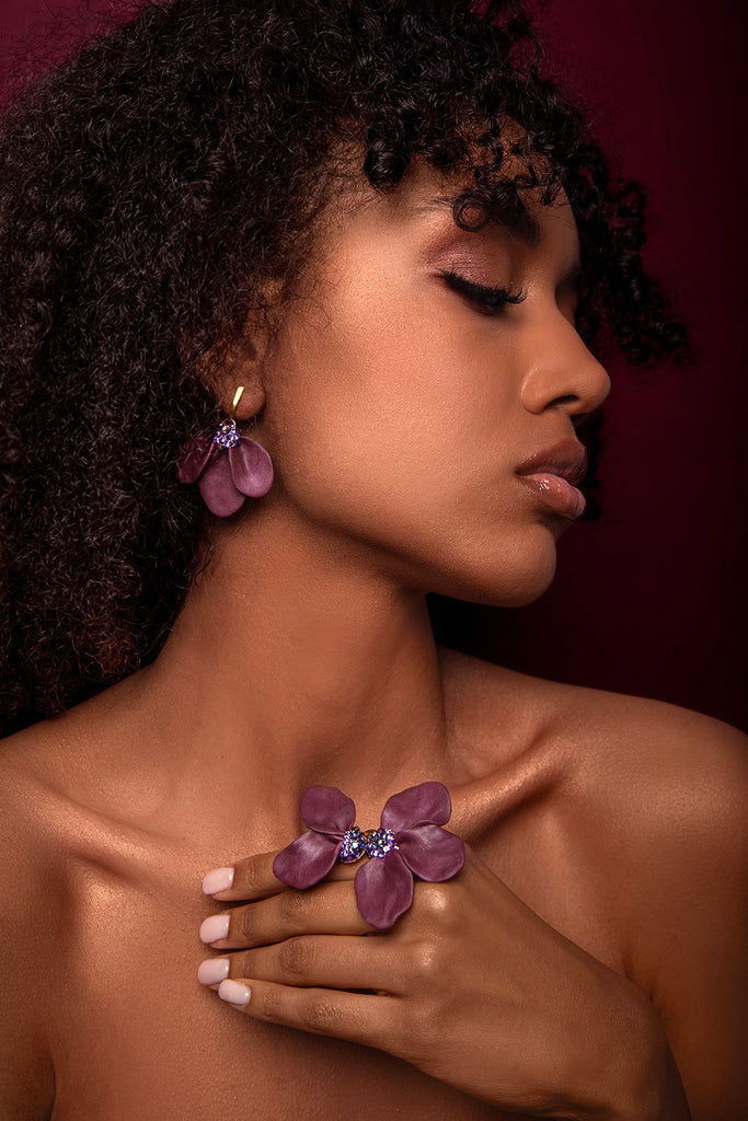 SILDARE-JEWELRY-burgundy-crystal-flower-earrings