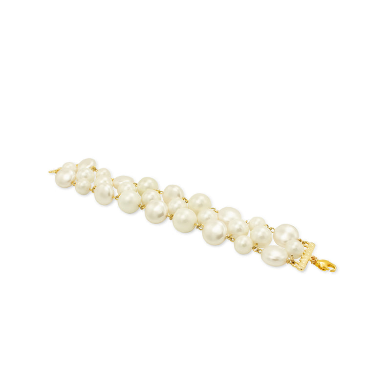Luxury gold‑tone white pearl bracelet with high‑precision Austrian pearls — perfect for weddings, evening events, bridal elegance, and refined classic old‑money style; handcrafted one‑of‑a‑kind jewelry by SILDARE Jewelry