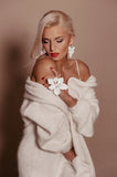 SILDARE Jewelry white floral statement ring with sculptural petals, iridescent crystal accents and gold‑tone band — perfect for weddings, special events, fine‑dining evenings and luxury galas; handcrafted one‑of‑a‑kind design.