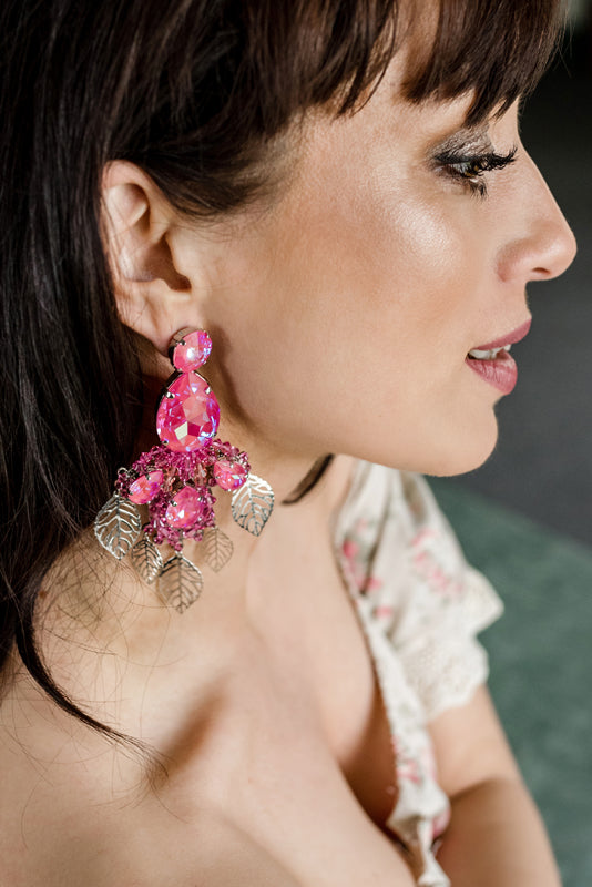 Bold floral statement earrings crafted with Pink Austrian crystals and silver plated finish. Inspired by blooming paradise gardens.
Handcrafted luxury jewelry by Sildare