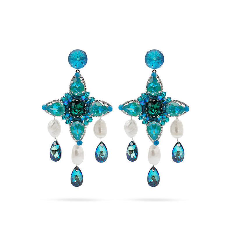 Handcrafted VÉRITÉ de SILDARE Jewelry earrings with authentic refined expression