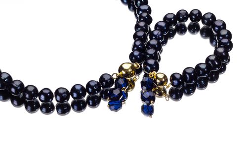 Luxury gold‑tone baroque black pearl HÉRITAGE necklace with soft sculptural contours and luminous dark pearls — quiet radiance, modern artistic elegance, intimate poetic presence; perfect for refined occasions, evening looks, gallery events, and elevated daytime style; handcrafted one‑of‑a‑kind jewelry by SILDARE Jewelry